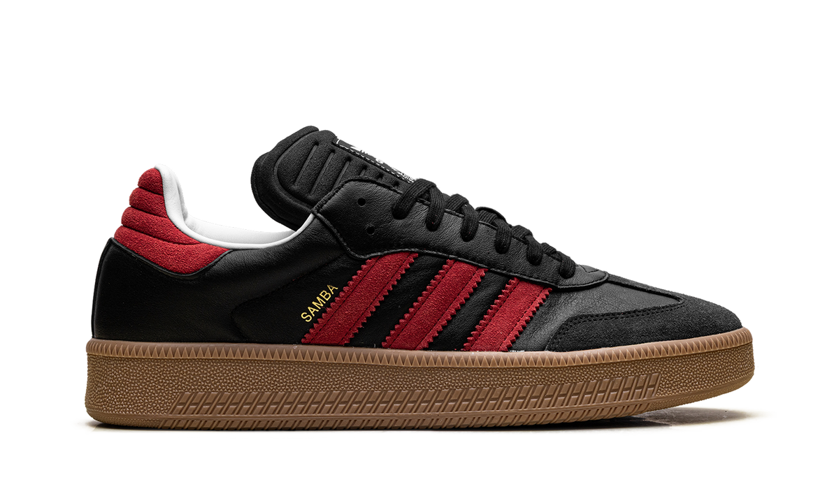 Samba XLG "Core Black Better Scarlet" IE9178