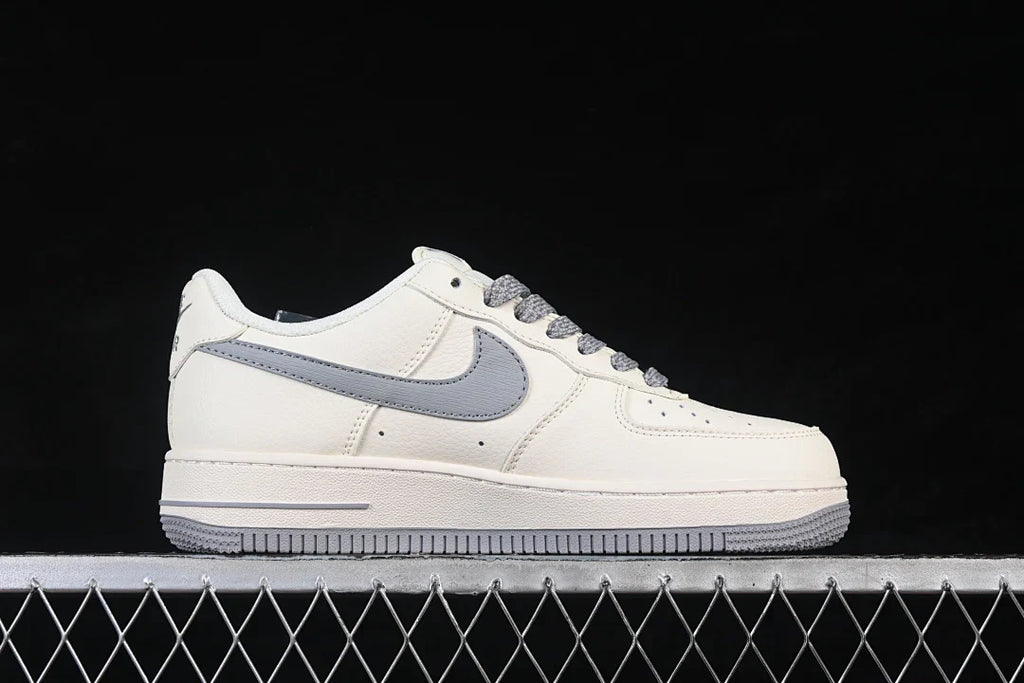 Nike Air Force 1 "Light Grey"