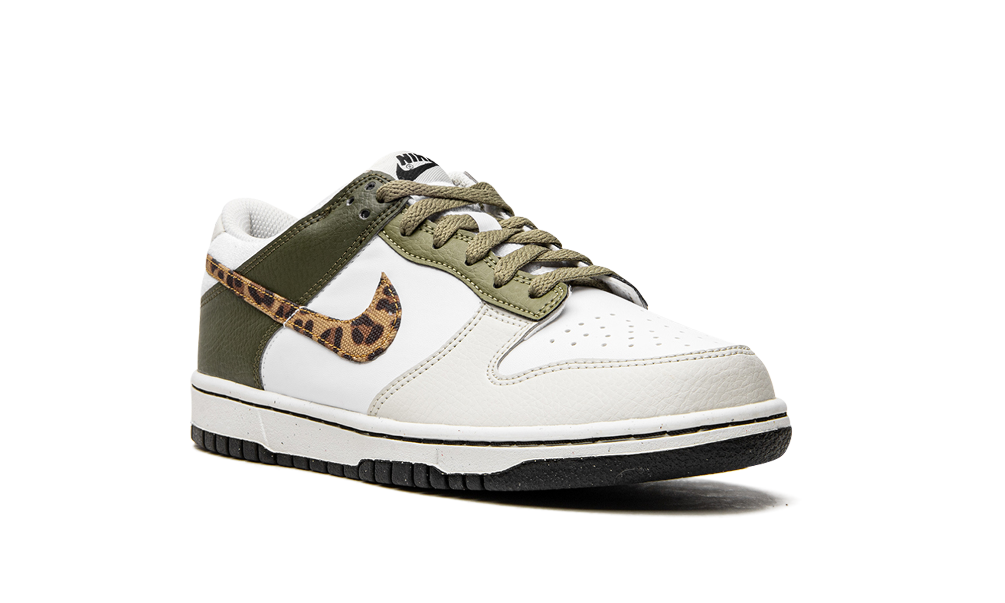 Dunk Low GS "Animal Instinct" DX9282 100
