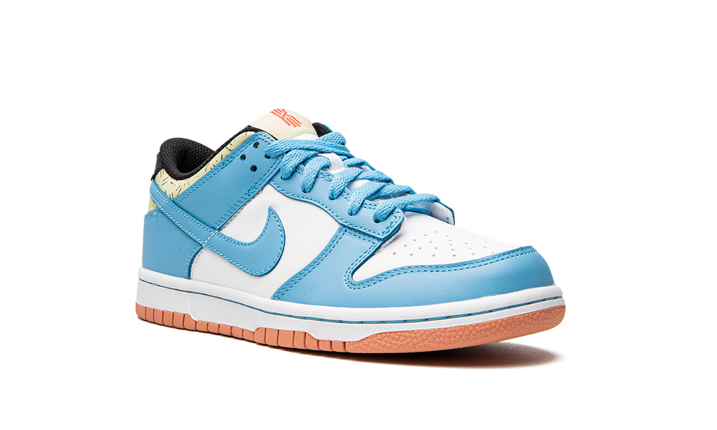 DUNK LOW SE KYR (GS) "Kyrie Irving - Baltic Blue" DN4179 400