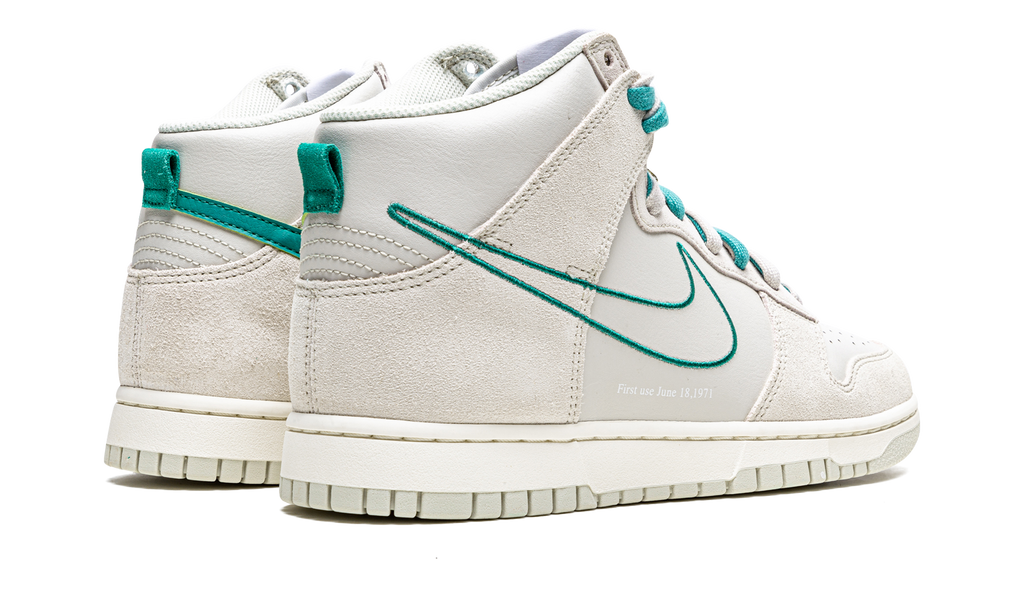 Dunk High SE "First Use - Green Noise" DH0960 001