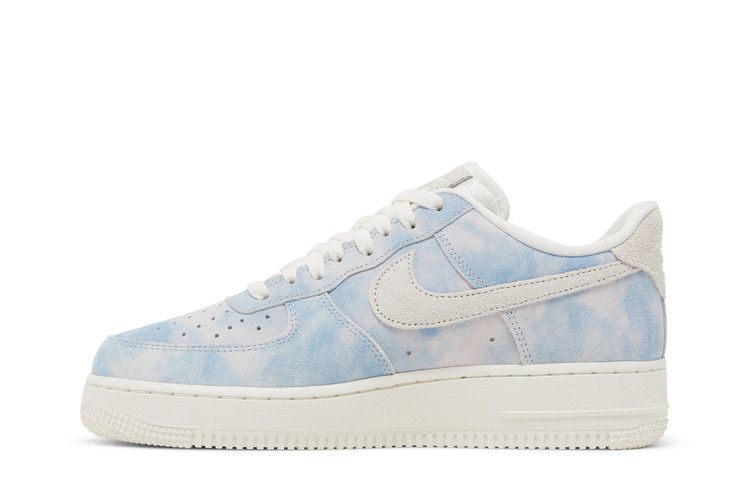Nike Wmns Air Force 1 '07 SE 'Clouds'