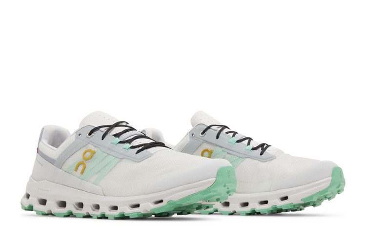 ON Cloudvista CN 'Frost Parakeet'