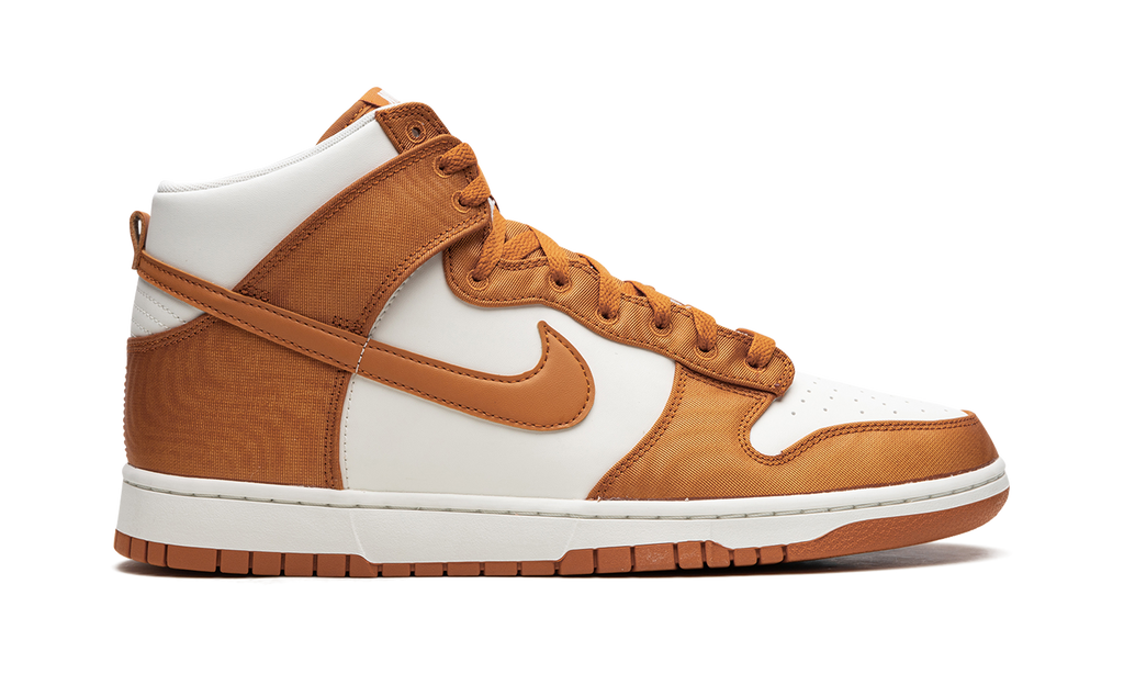 Dunk High "Monarch" DV7223 800