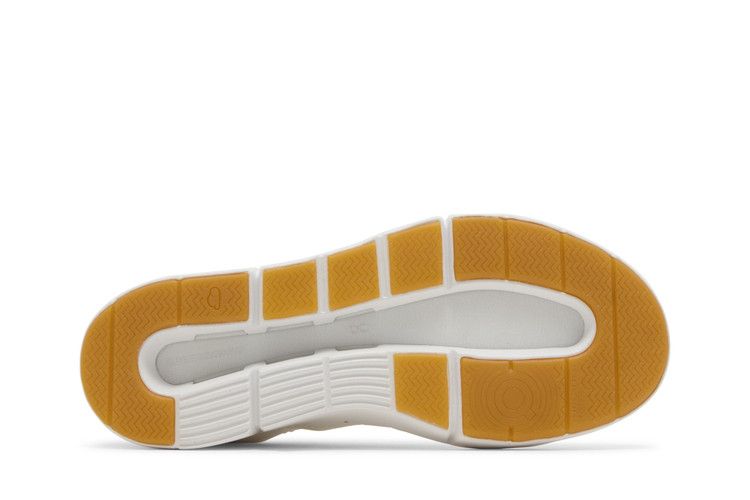 ON Wmns The Roger Centre Court 'White Gum' — White/Gum (48 99437)