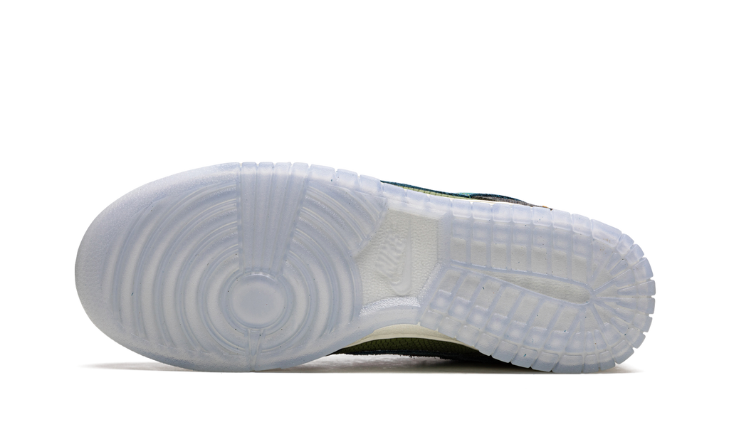 Dunk Low "SiEMPRE Familia" DO2160 335