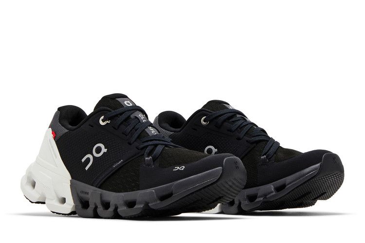 ON Wmns Cloudflyer 4 'Black White'