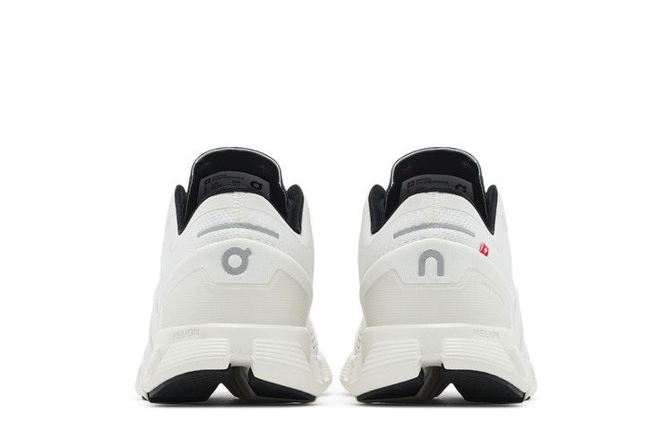 ON Cloud X 'White Black'