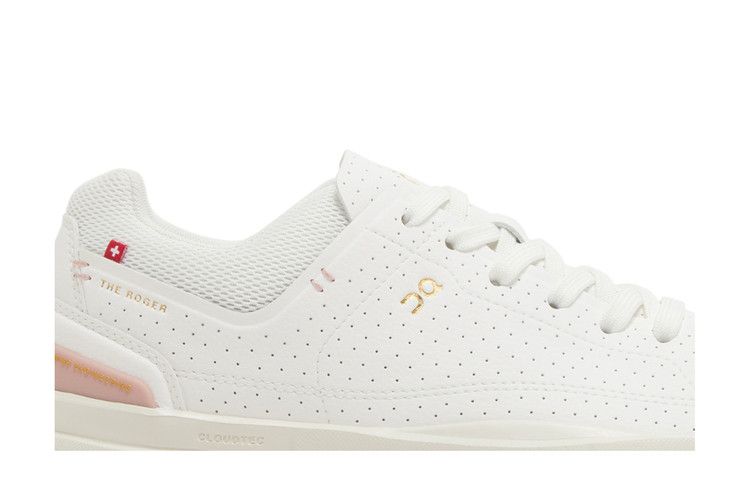 ON Wmns The Roger Centre Court 'White Woodrose'