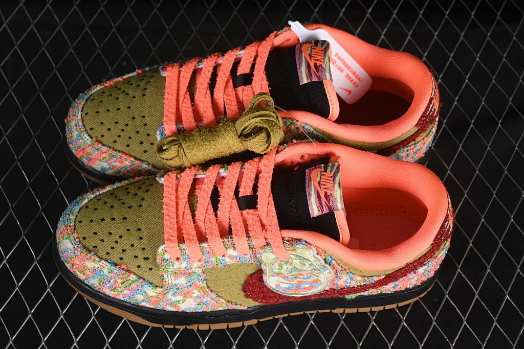 Nike SB Dunk Low "Panda-monium"