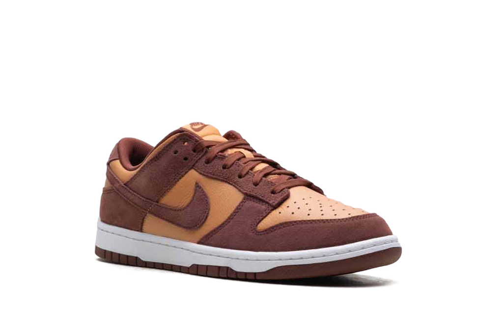 Dunk Low Retro SE "Amber Brown" FQ8249 200