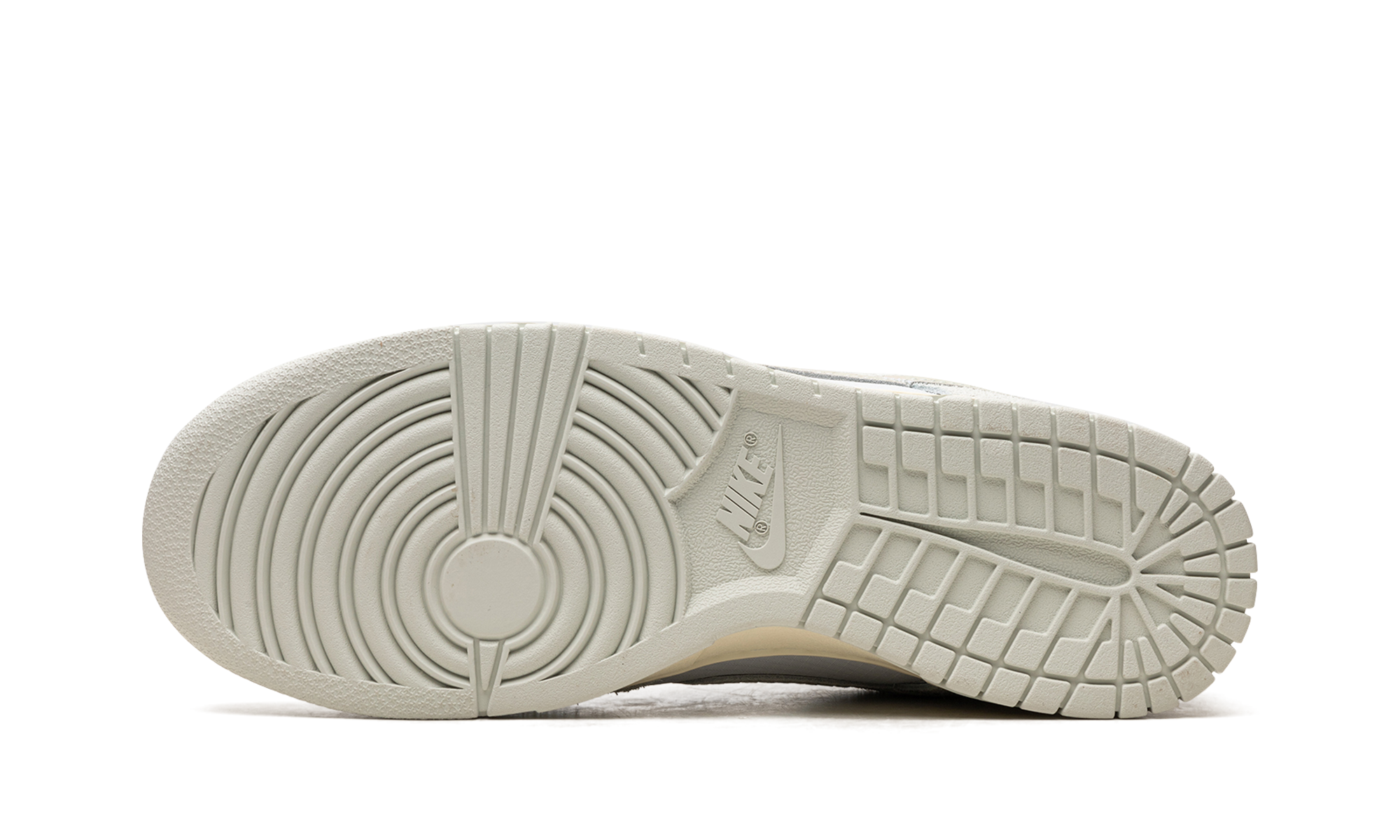 Dunk Low Retro "Gone Fishing" DV7210 001