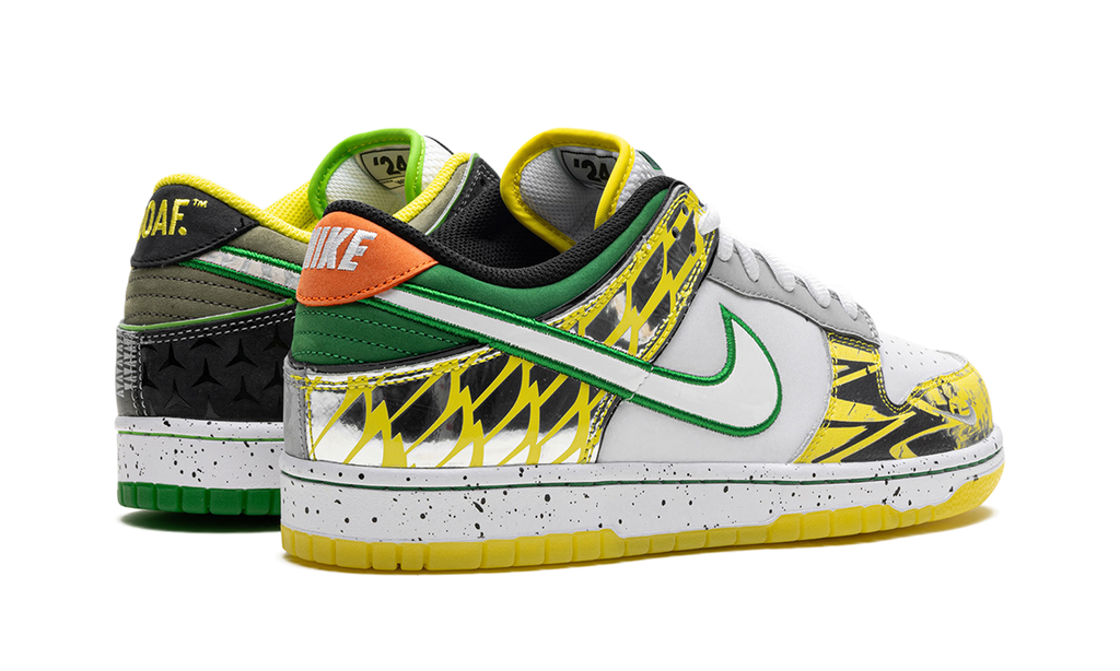 Dunk Low "What the Duck Away University of Oregon PE" HV1454 100