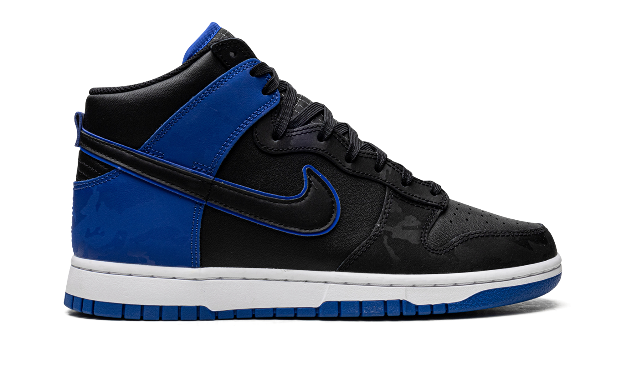 Dunk High SE "Camo Black Royal" DD3359 001