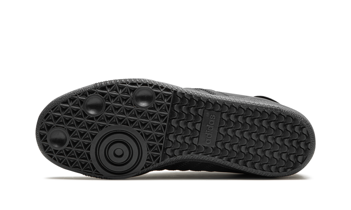 Humanrace Samba "Pharrell Williams - Charcoal" IE7291