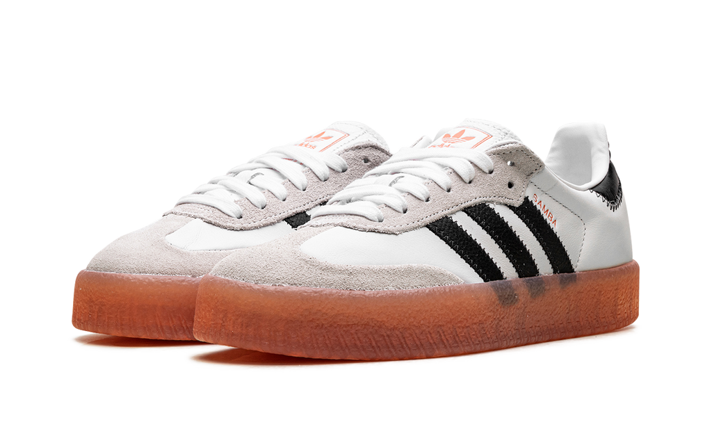 Sambae WMNS "White Black Semi Coral" JI3072