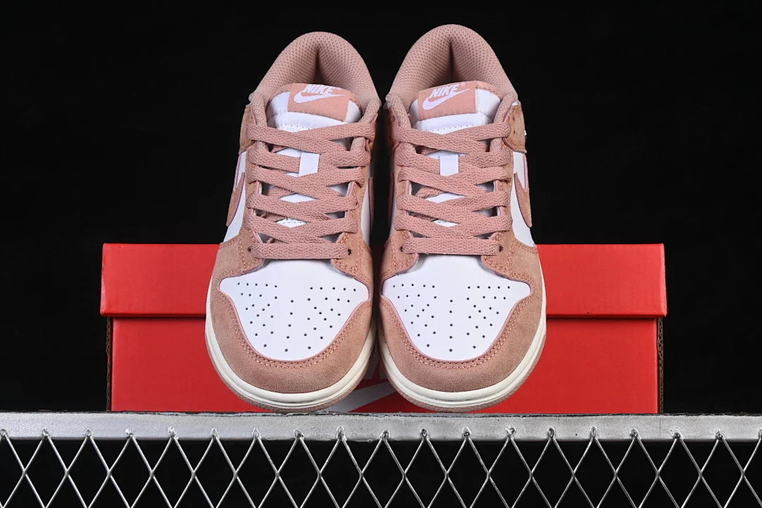 Nike SB Dunk Low "Mini Swoosh - Rose Whisper"