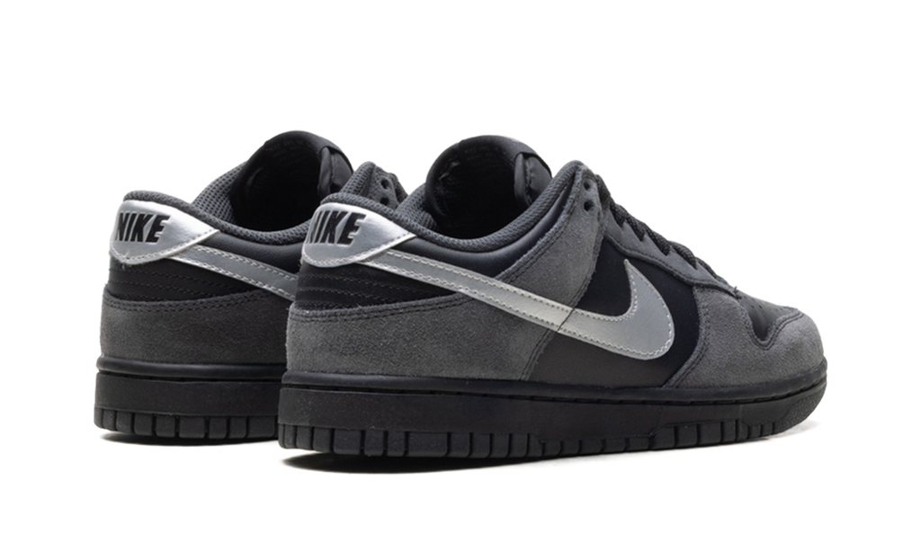 Dunk Low WMNS "Anthracite / Metallic Silver" II7636 001