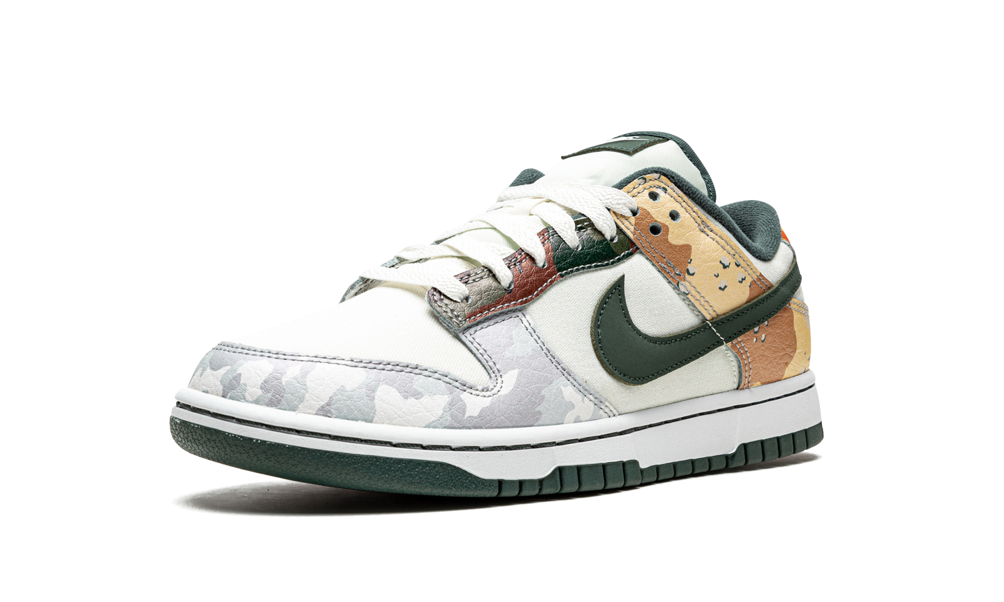 Dunk Low SE "Multi-Camo" DH0957 100