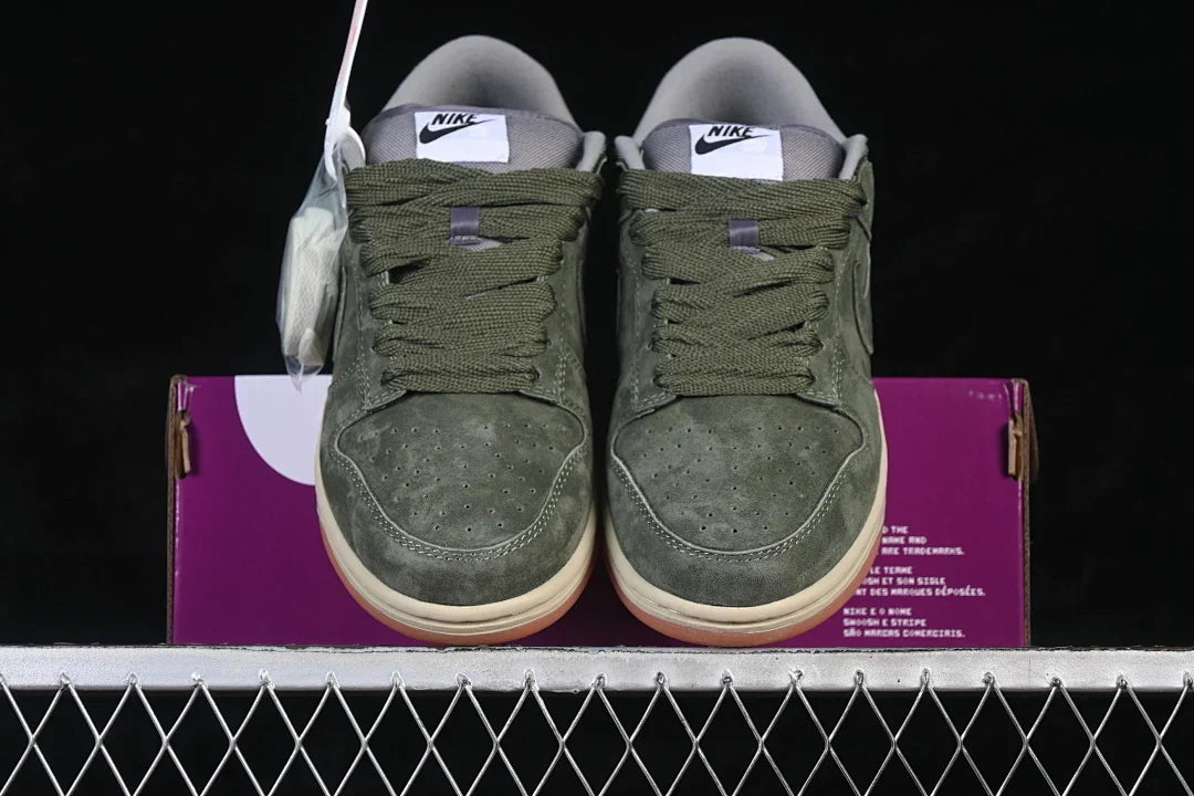 Nike SB Dunk Low Pro B "Sequoia Light Army"