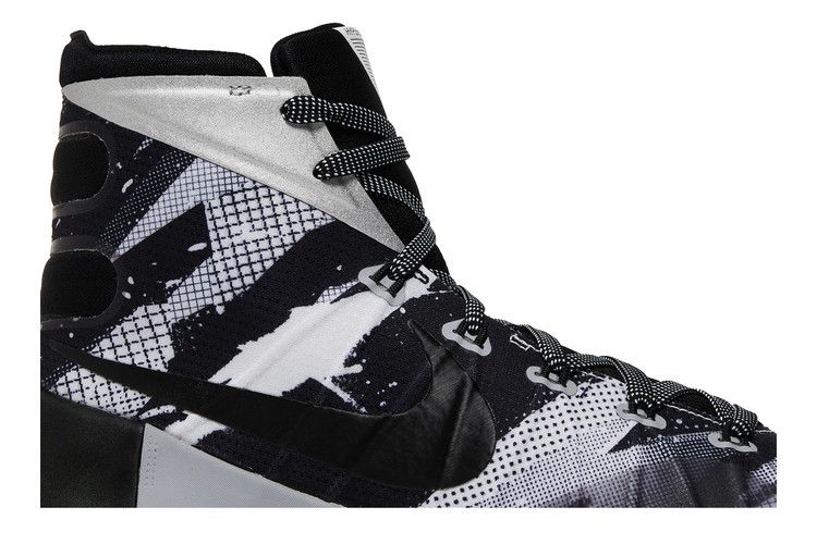 Nike Hyperdunk 2015 Premium — White/Metallic Silver-Black