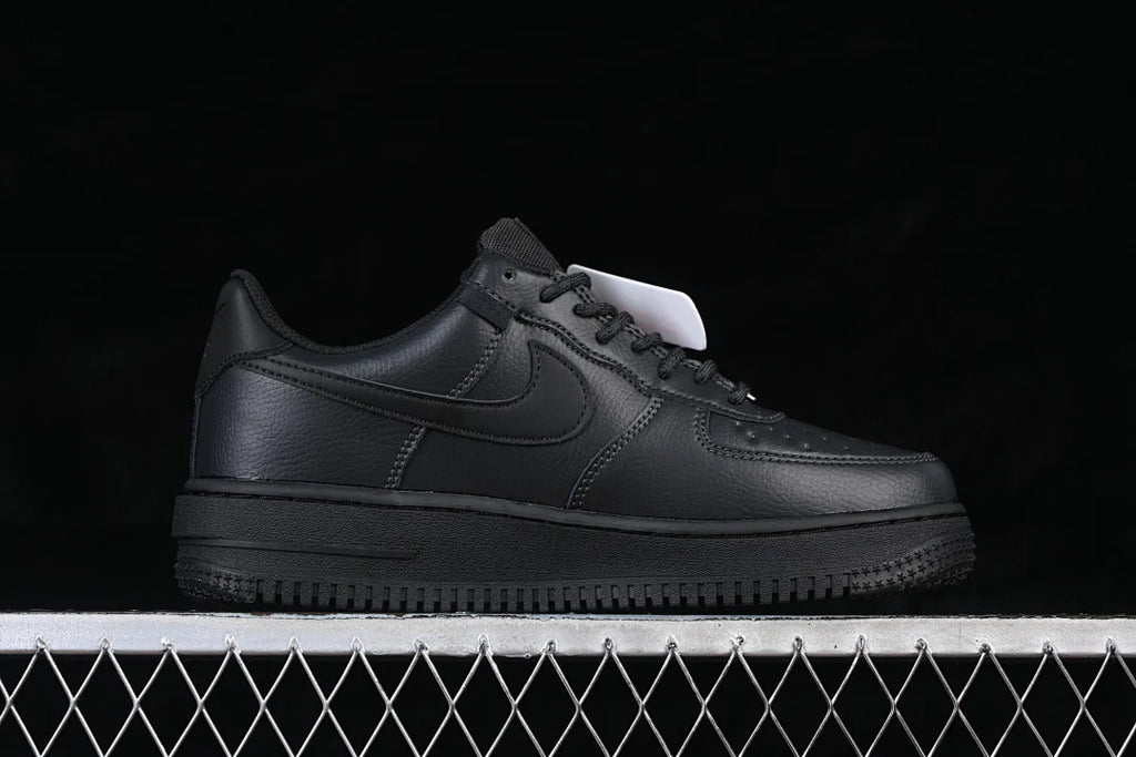 Air Force 1 Black Vibram – Premier