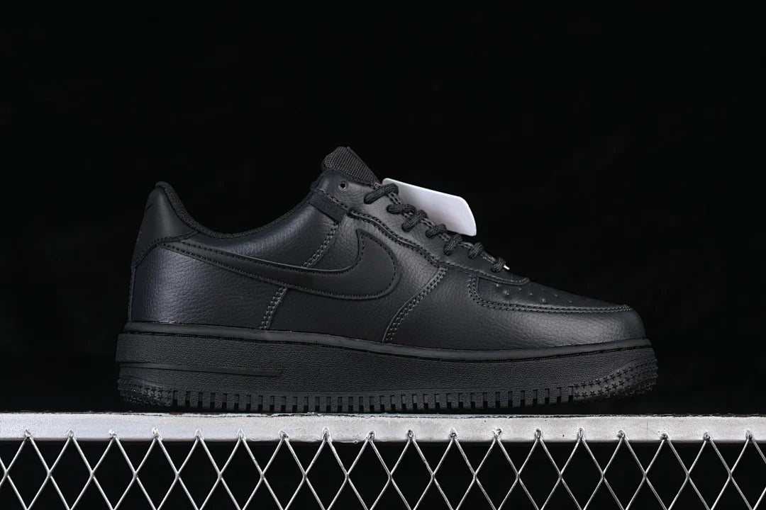 Air Force 1 Black Vibram – Premier