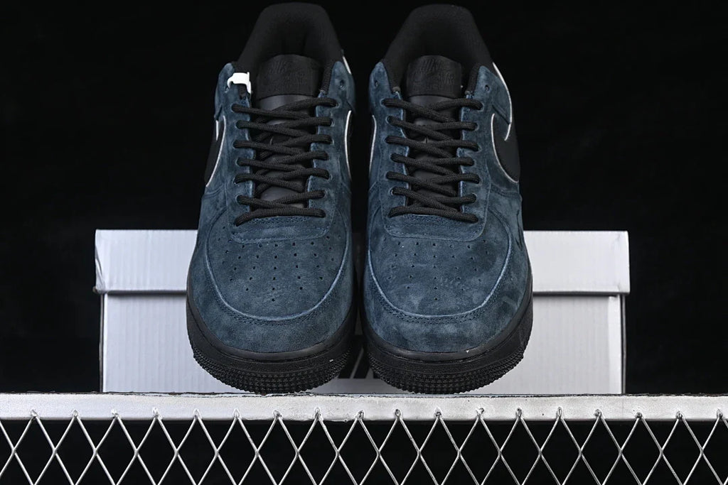 Nike Air Force 1 "Midnight Navy"
