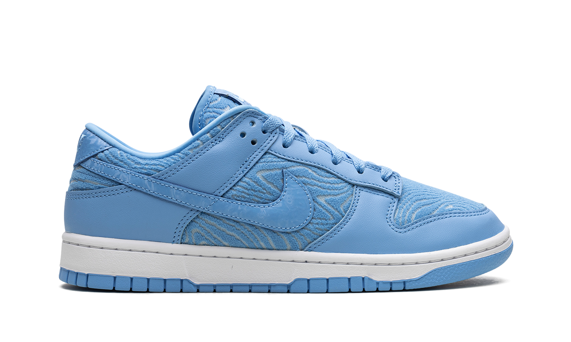 Dunk Low PRM "Topography University Blue" FN6834 412