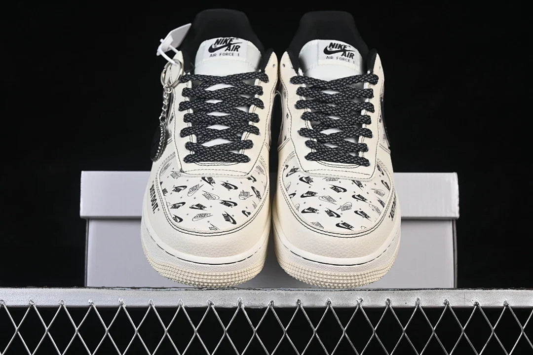 Nike Air Force 1 "Just Do It"