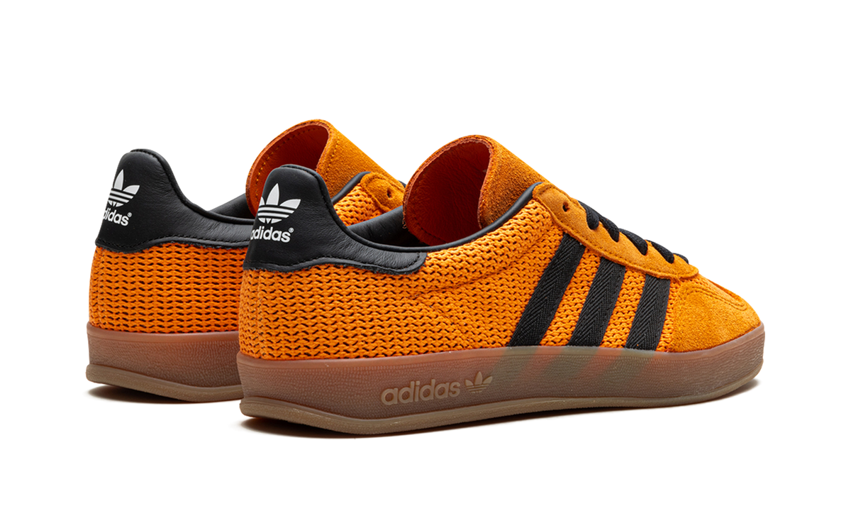 Gazelle Indoor "Orange / Core Black" IH4770