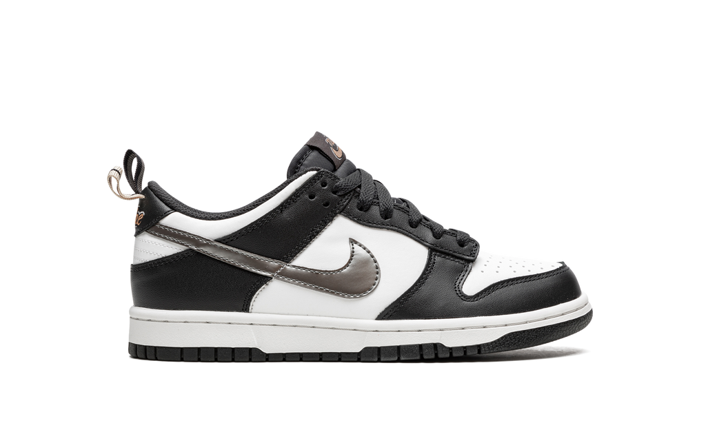 Dunk Low "Black White Metallic" DH9764 001