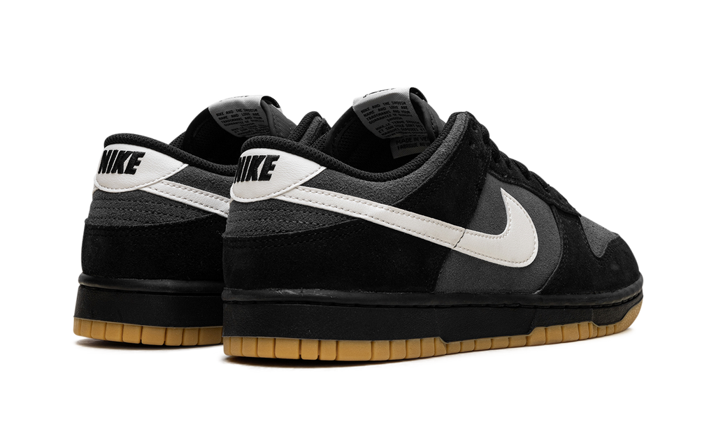 Dunk Low SE "Black Grey Gum" HQ1931 001