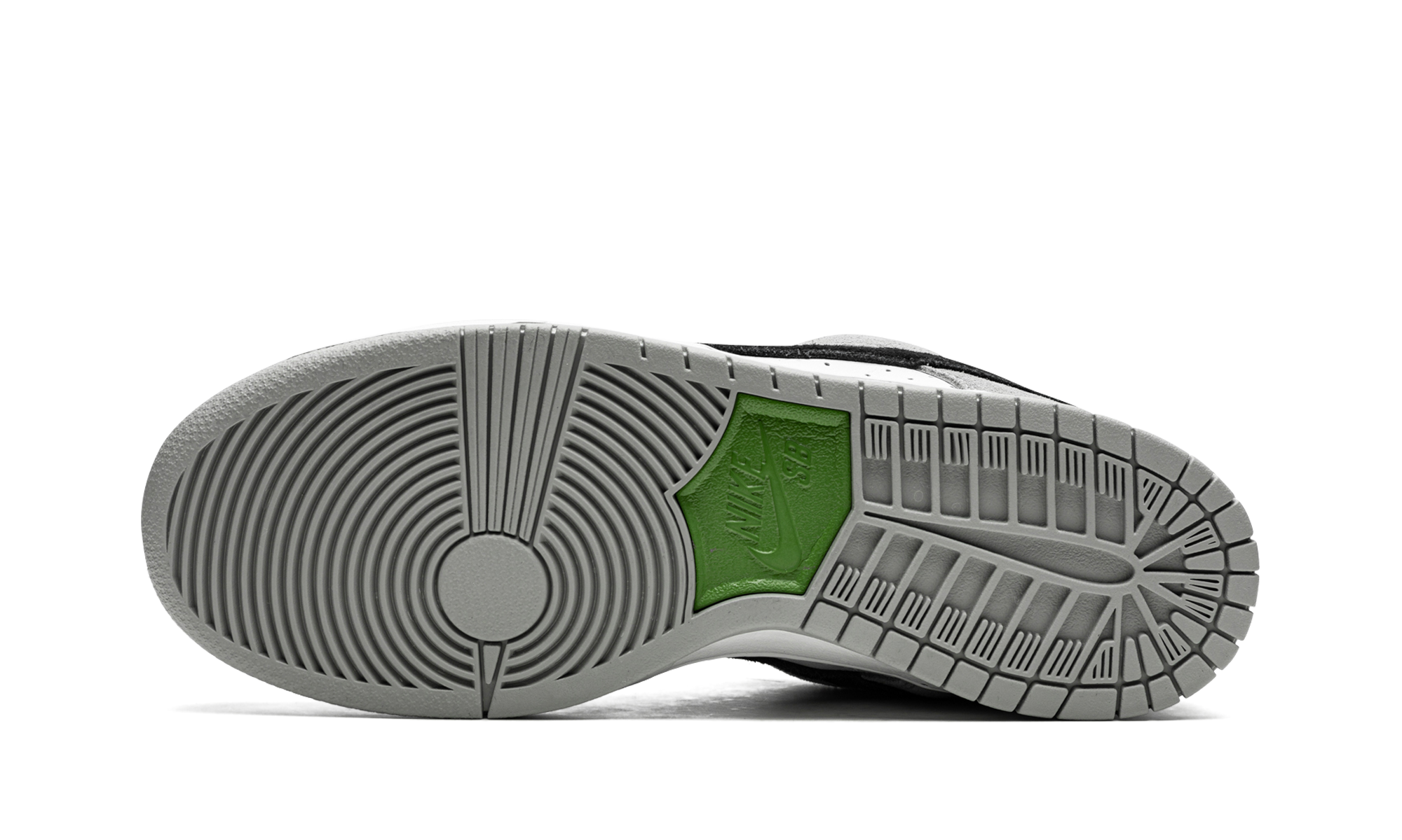 SB Dunk Low Pro "Chlorophyll" BQ6817 011