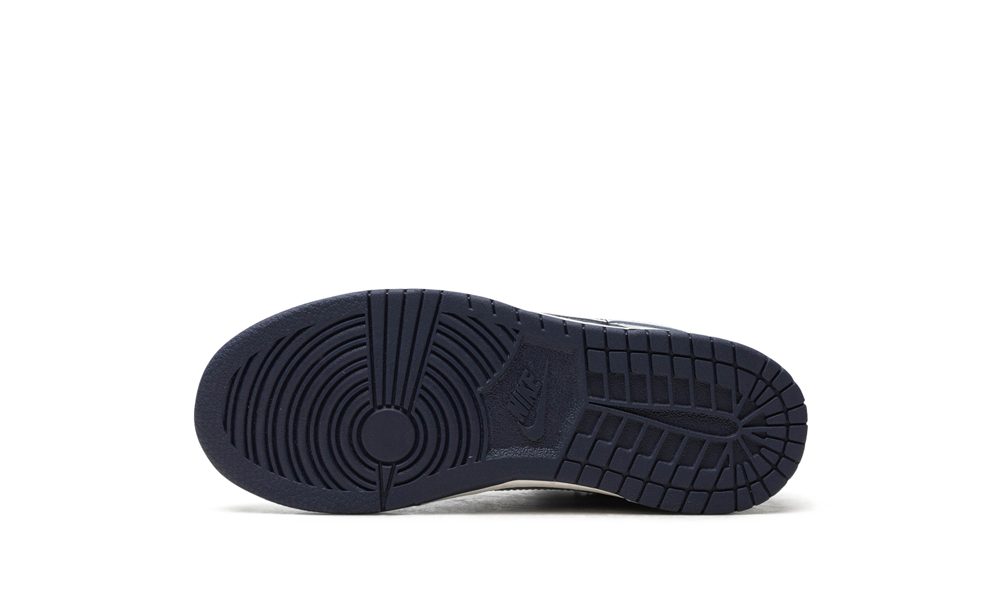 Dunk Low "Football Grey/Midnight Navy/Summit White" FB9108 002