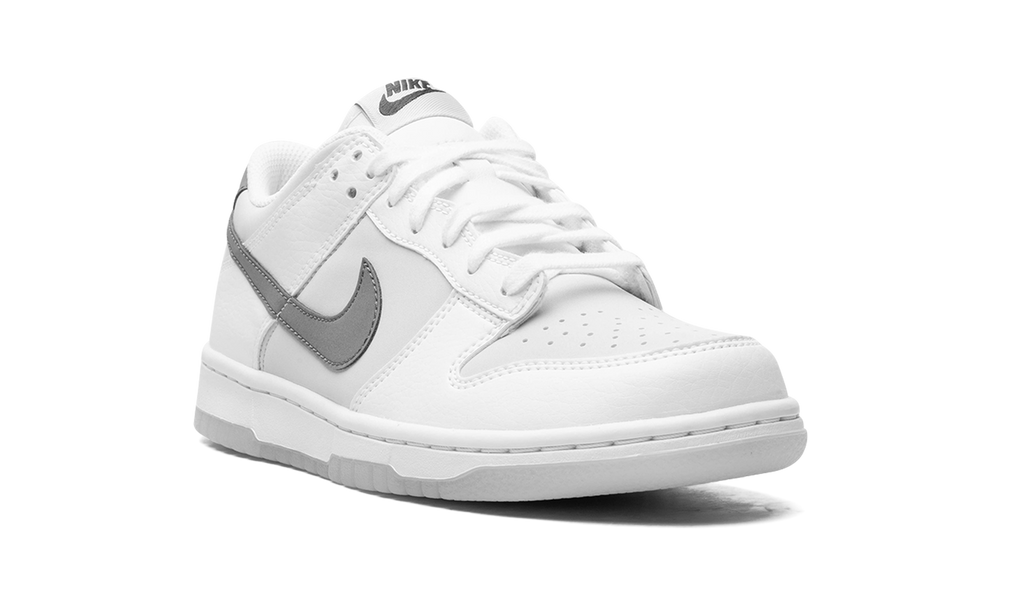 Dunk Low GS "Reflective Swoosh" FV0365 100