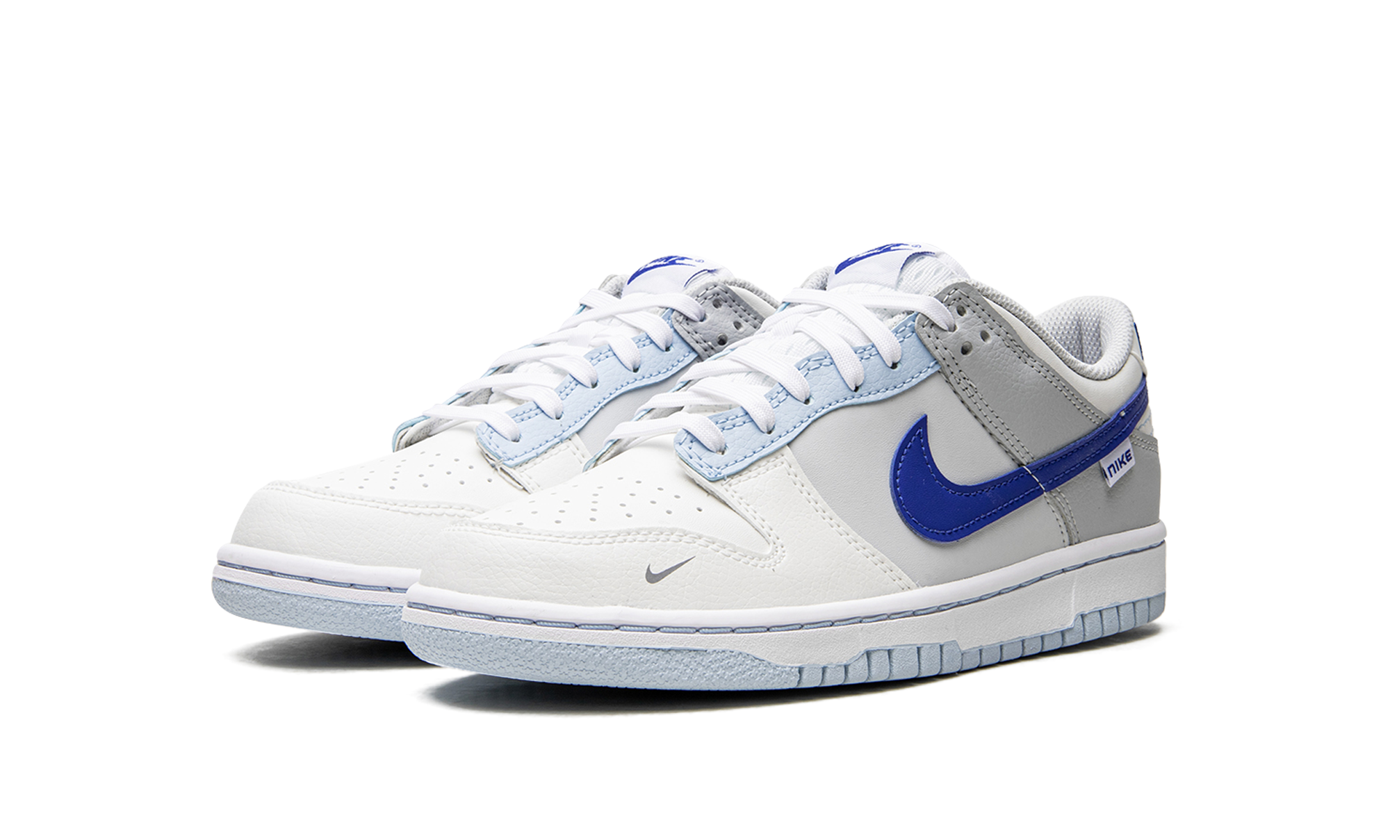 Dunk Low GS "Ivory / Hyper Royal" FB1843 141