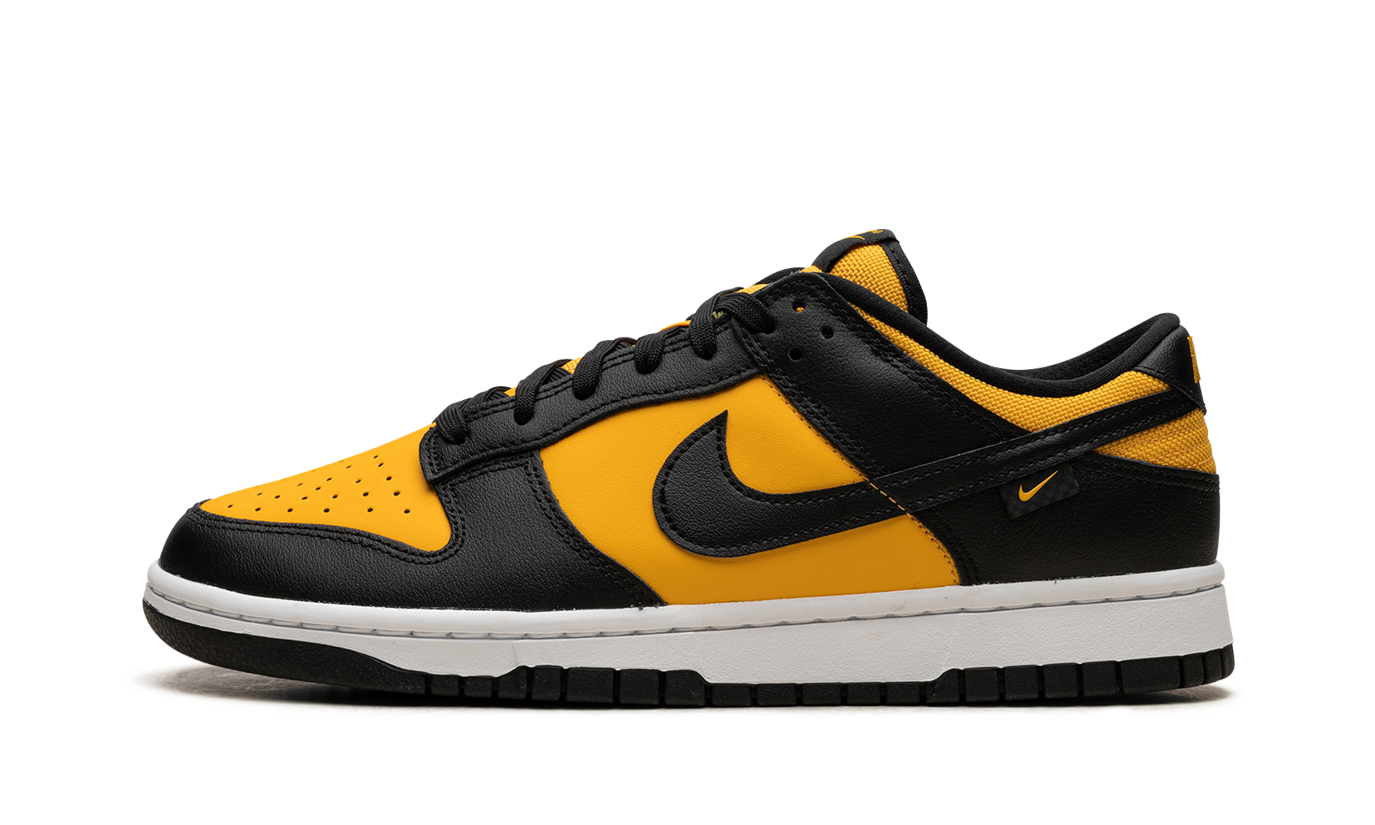Dunk Low "Black University Gold" FZ4618 001