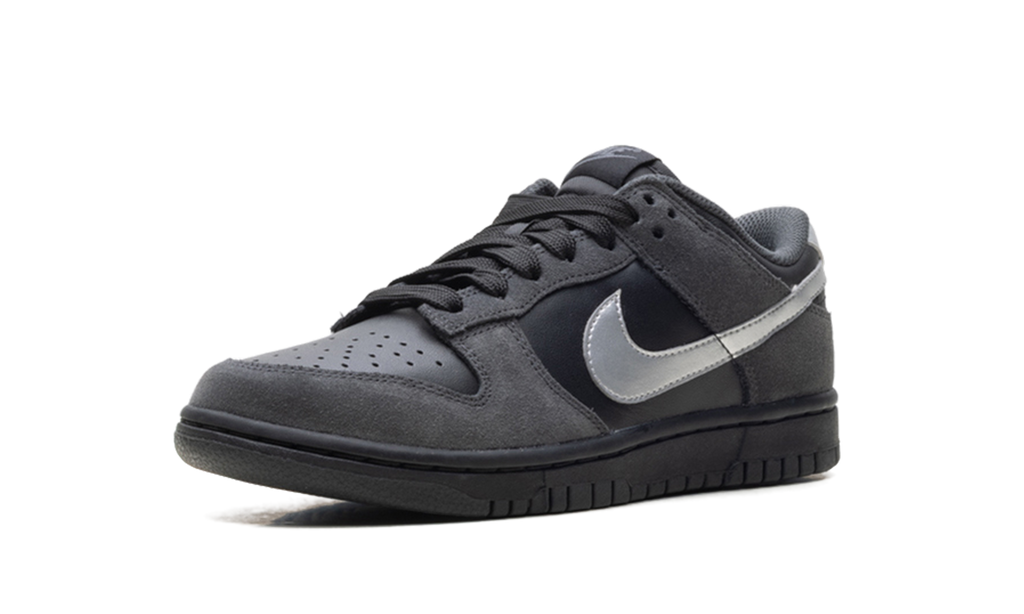 Dunk Low WMNS "Anthracite / Metallic Silver" II7636 001