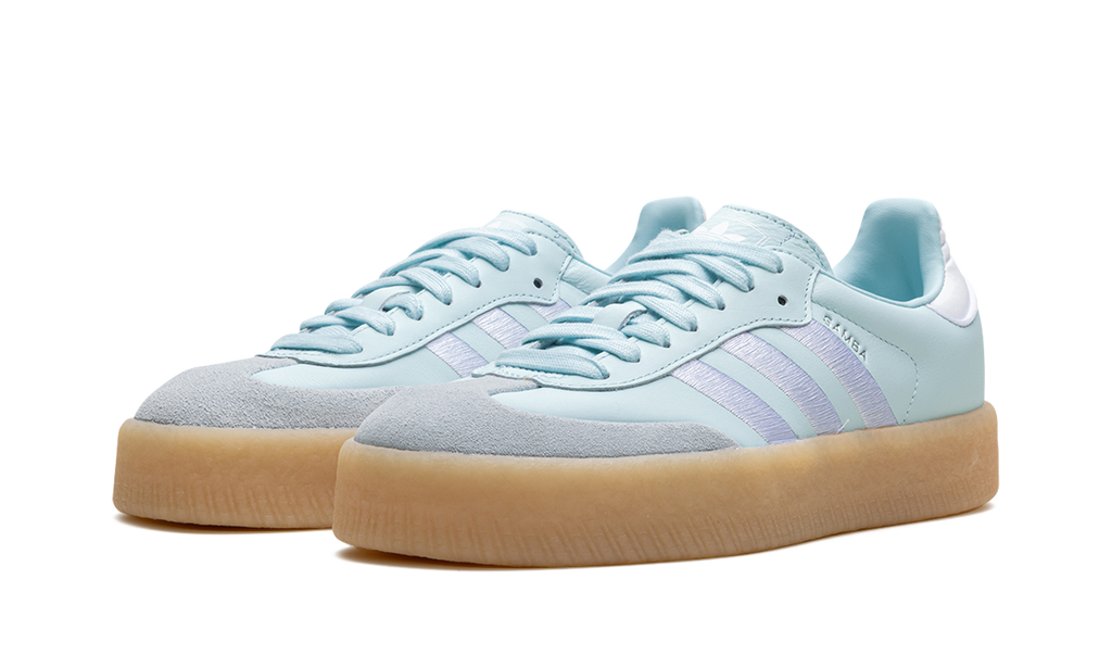Sambae WMNS "Almost Blue Silver Metallic Gum" ID0435