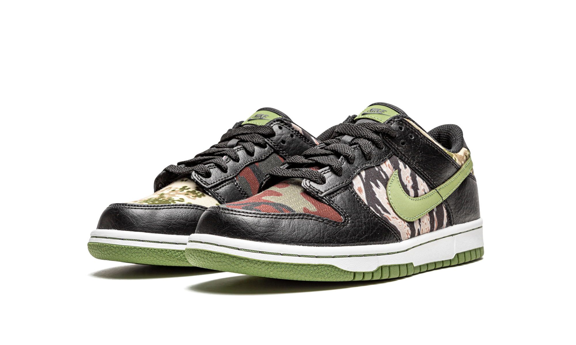 Dunk Low GS "Black Multi-Camo" DB1909 001