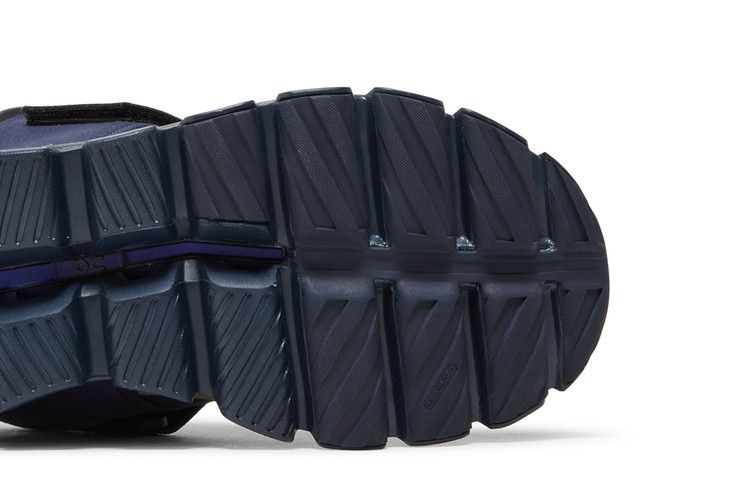 ON Cloud Hi Edge Defy 'Navy Black'