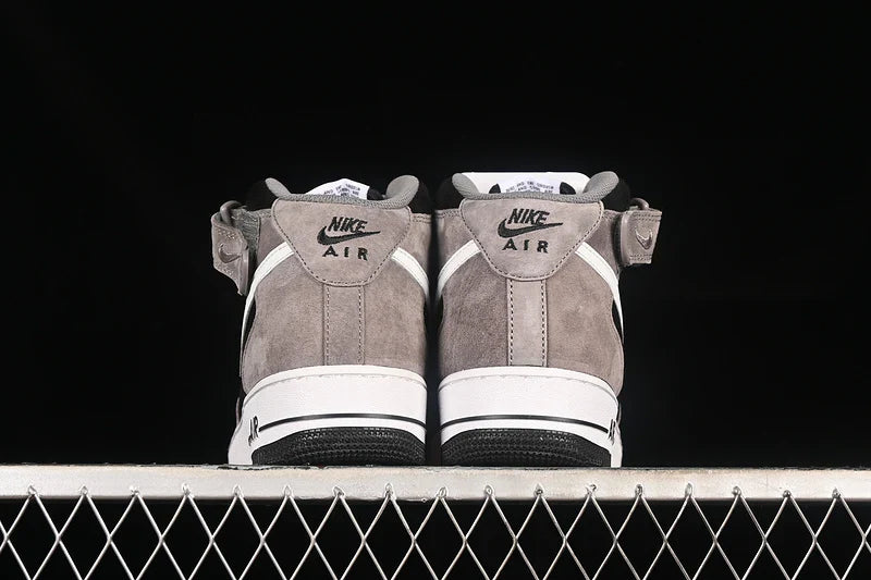 Nike Air Force 1 Mid "Black/Soft Brown"