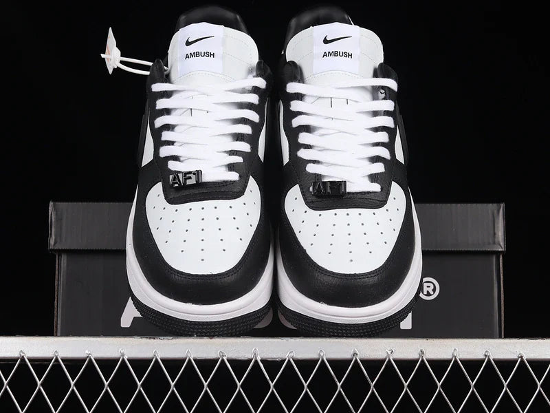 Air Force 1 Low SP AMBUSH "Panda"