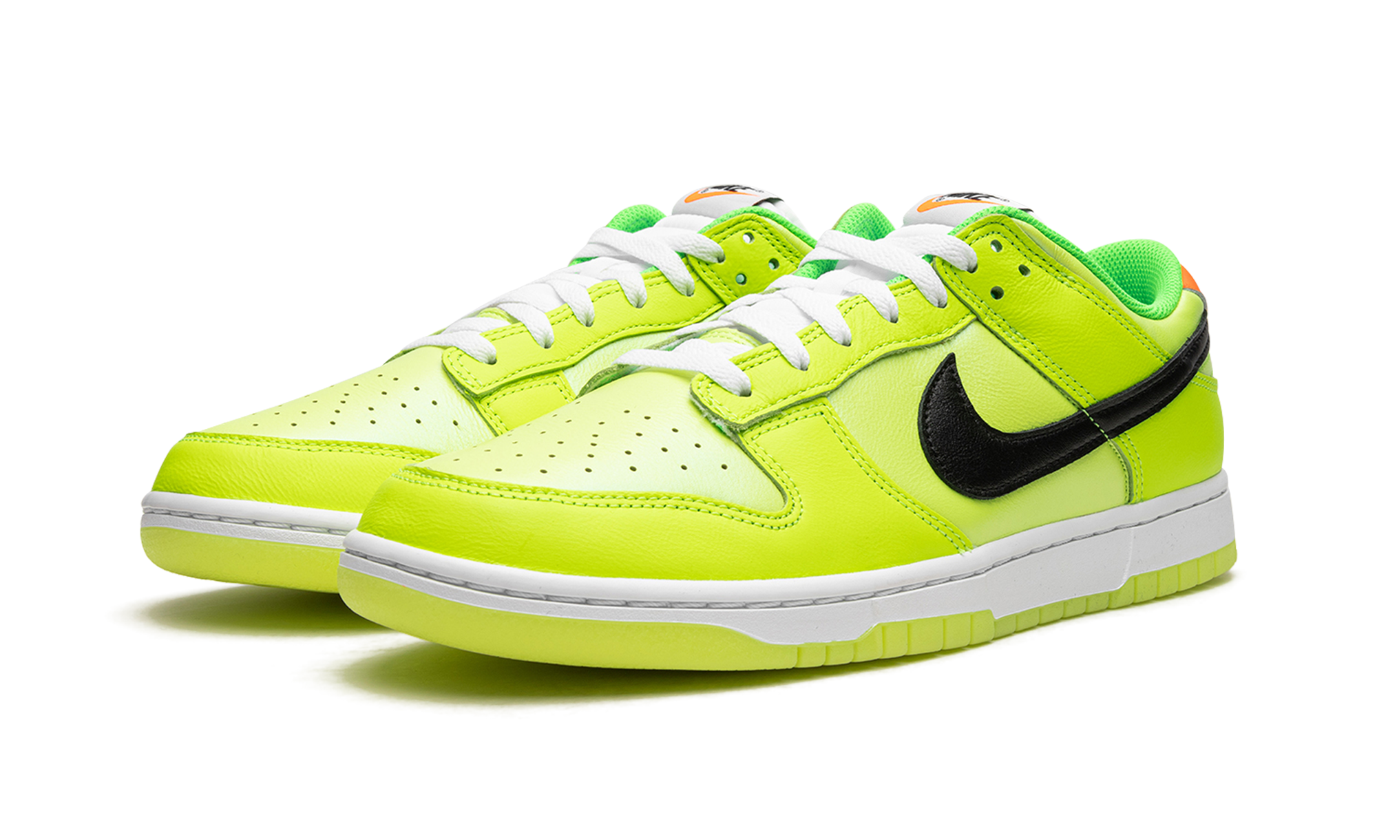 Dunk Low "Glow in the Dark" FJ4610 702