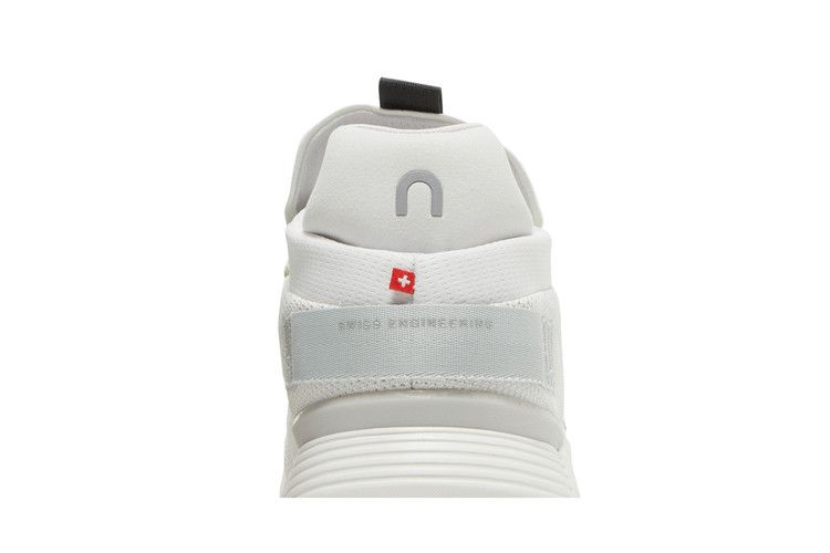 ON Cloudnova 'White Mineral'