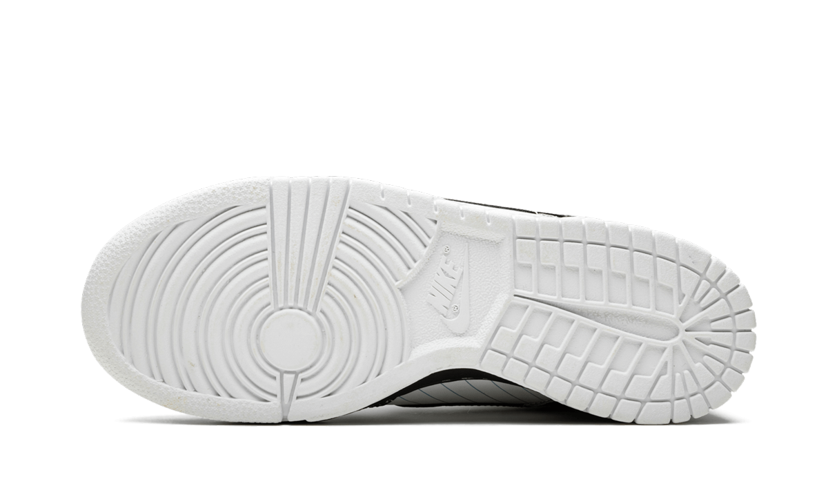 Dunk Low Premium (GS) "Nikebook" 327624 001