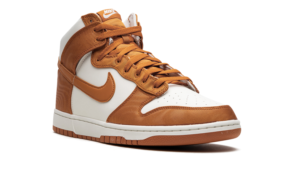 Dunk High "Monarch" DV7223 800