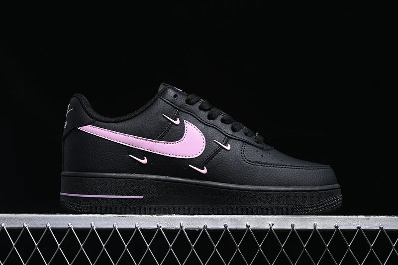 Nike Air Force 1 "Black/Pink"
