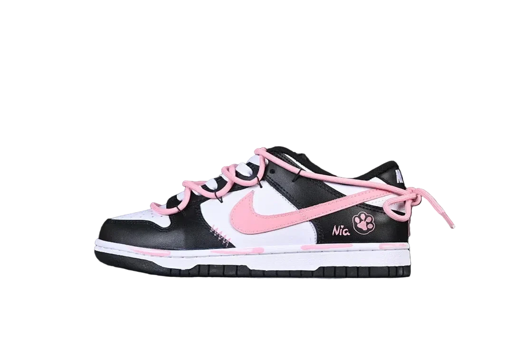 Nike SB Dunk Low X Nia "B/W Pink